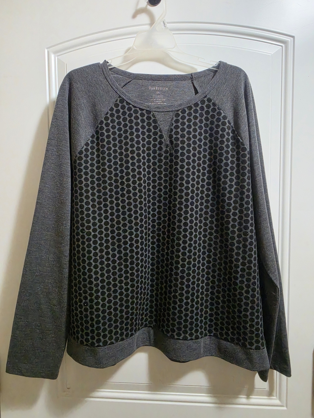 VAN HEUSEN Gray Long Sleeve Pullover with Dot Pattern